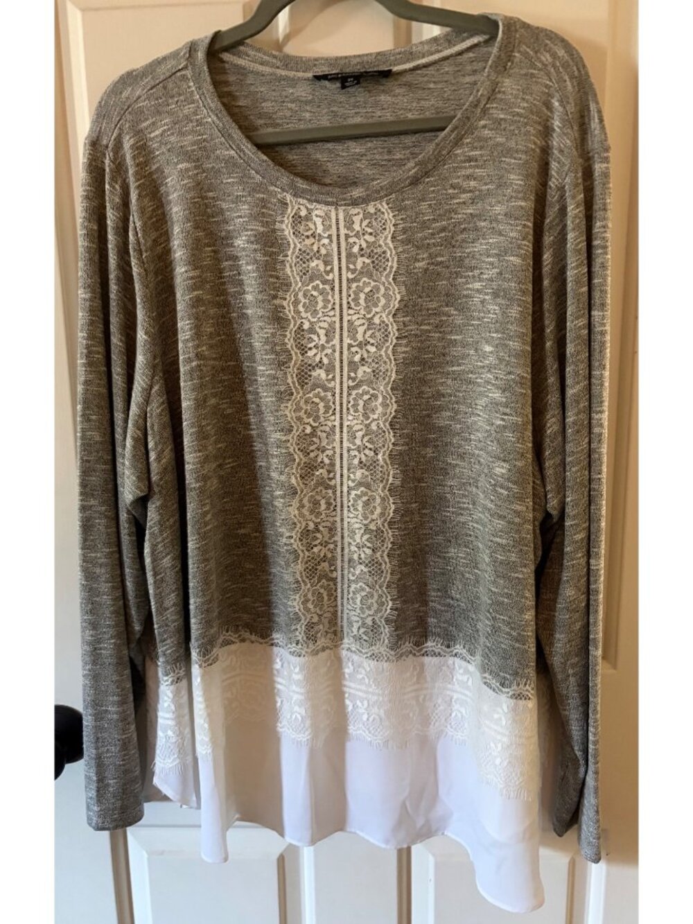 Women's Zac & Rachel Long-sleeve Lightweight Blouse Gray with Layered Chiffon He